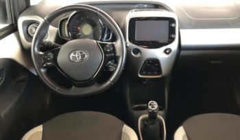 Toyota AYGO 1.0 X-Business 5p pieno
